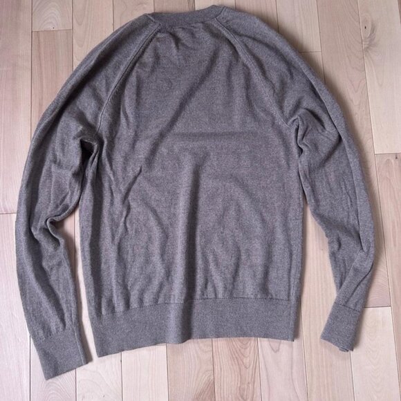 Banana Republic 100% Merino Wool Sweater – Tan Italian Yarn Size S - Picture 7 of 8